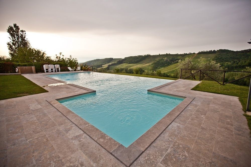 Agriturismo Fattoria Voltrona San Gimignano Luaran gambar