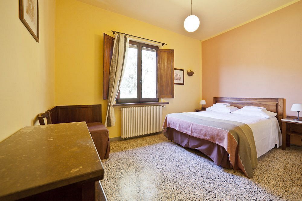 Agriturismo Fattoria Voltrona San Gimignano Luaran gambar