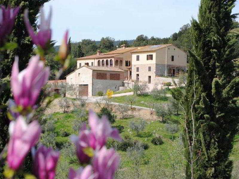 Agriturismo Fattoria Voltrona San Gimignano Luaran gambar